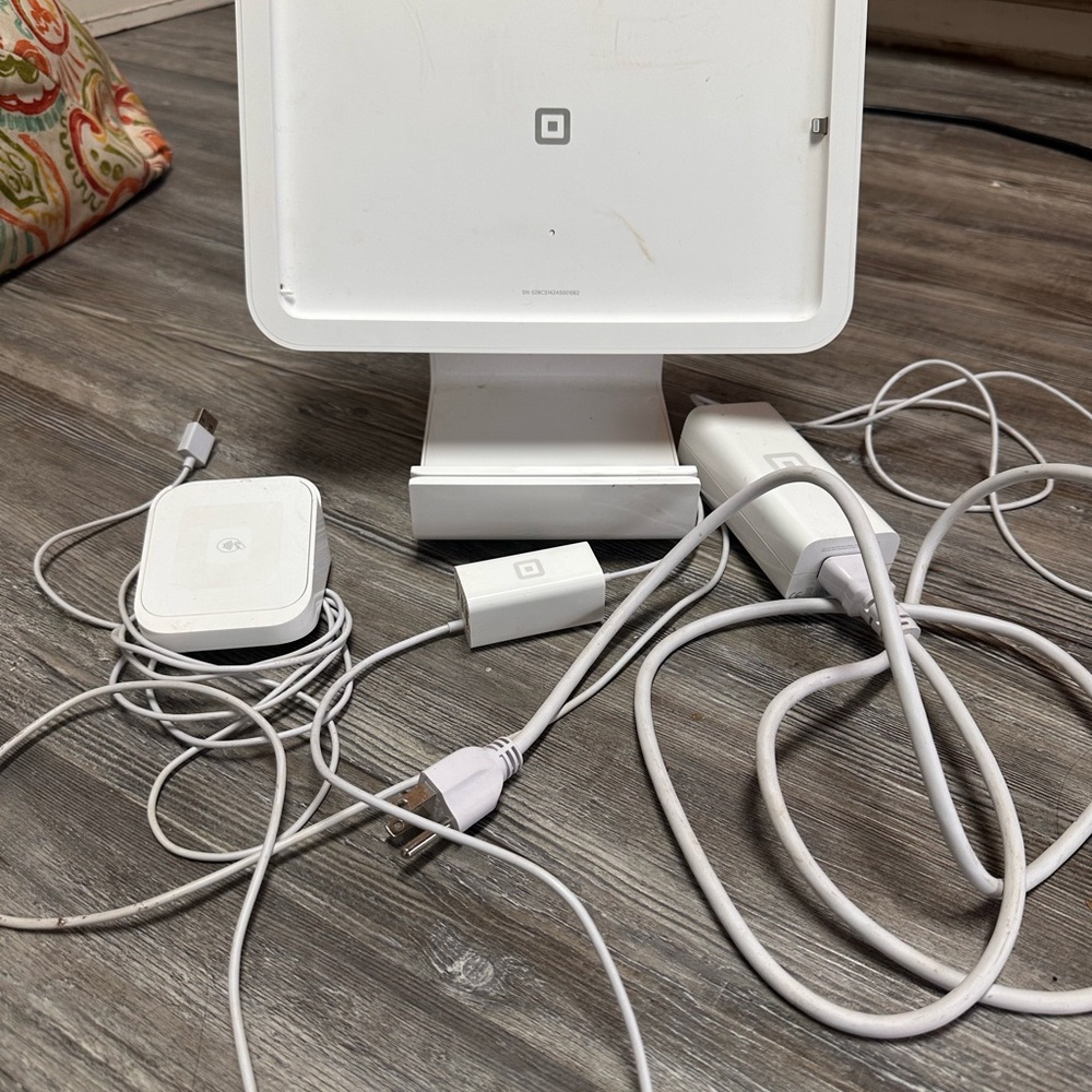 Square White POS System